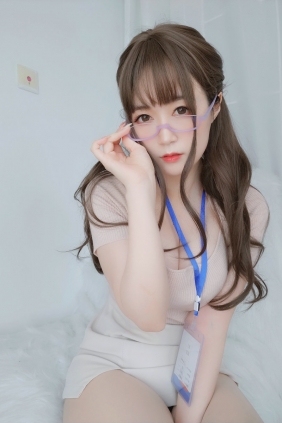 Coser小姐姐白银 - 私人医生 [159P6V-1.03GB]