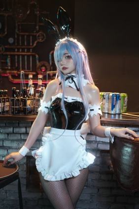爆机少女喵小吉 - 从零开始的夜生活 [50P1V-948MB]