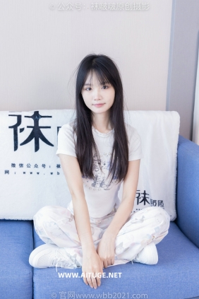 BoBoSocks袜啵啵 No.550 甜甜圈-板鞋自然穿脏白棉袜 [148P1V-5.90GB]