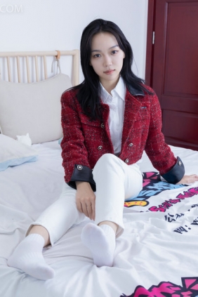 物恋传媒 No.1923 纱纱-鸟语花香 [189P1V-4.95GB]