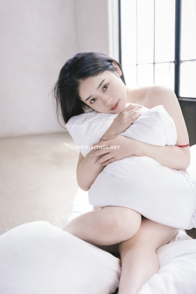MINAMO - 乳白の季節 [67P24MB]