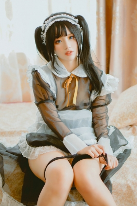 Chono Black - Transparent Maid [16P-97MB]