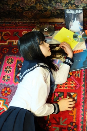 白莉爱吃巧克力 - 原理猪 闺房JK [19P-732MB]