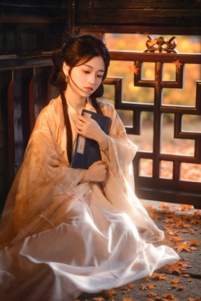 [YITUYU]艺图语 2025.11.11 魏晋清冷感 [10P-139MB]