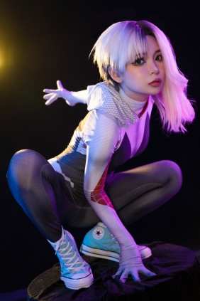 Umeko J - Spider Gwen [149P1V-1.27GB]
