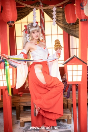冬马路纱 - 碧蓝航线 可畏巫女 [16P-298MB]