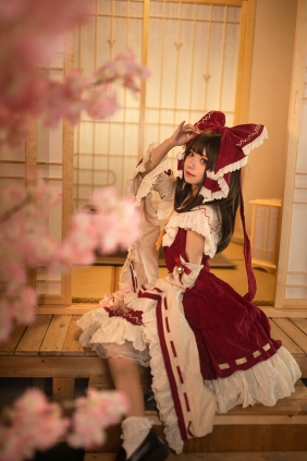 花柒Hana - 森森仙灵梦 [12P-39MB]
