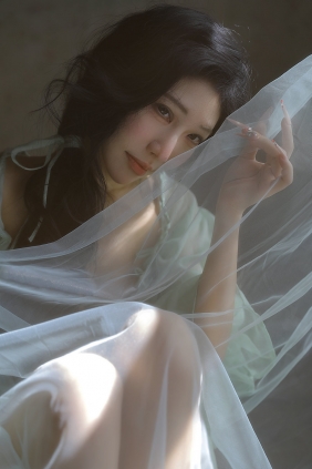 [YITUYU]艺图语 2026.01.17 绿影 野生模特园子 [20P-81MB]