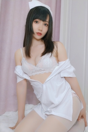 木之本果 - 看护妇 [12P-42MB]