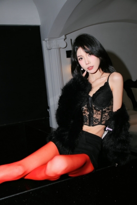 [YITUYU]艺图语 2025.12.11 红s 小欣吃不饱 [36P-269MB]