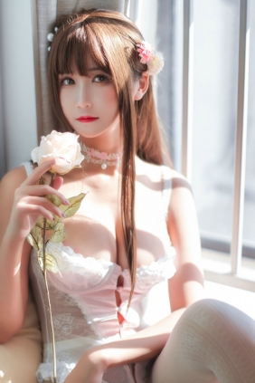 微博妹子三度_69 - 白丝芭蕾 [21P-43MB]