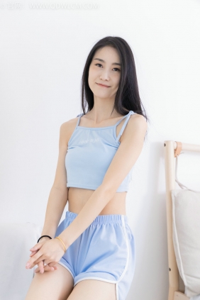 物恋传媒 No.2054 果汁-凉凉月色 [150P1V-4.21GB]