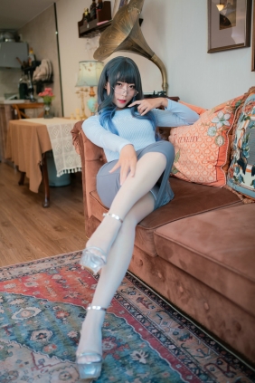 动漫博主Money冷冷 - 吉他少女 [120P1V-1.51GB]