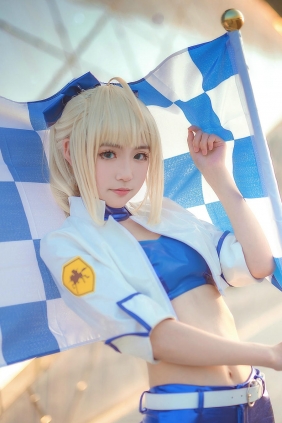 这个泡泡就是逊啦 - 阿尔托莉雅赛车服 [13P-26MB]