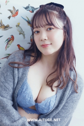 伊藤彩沙 - HONEY [135P130MB]