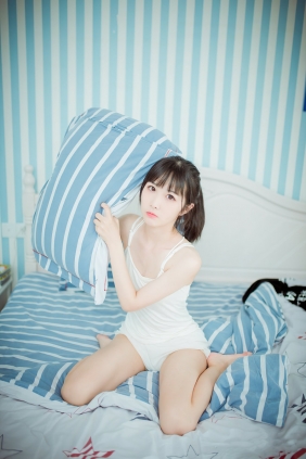 我才不是neko - 裸足 [16P-204MB]