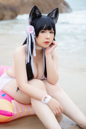 Uy Uy - Atago Bikini [31P-252MB]