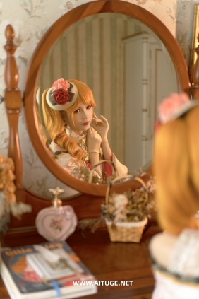 花兮_honoka - 碧蓝航线 黎塞留 [18P-454MB]