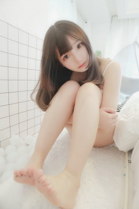 二次元美女古川kagura - 少女睡衣 [16P-53MB]