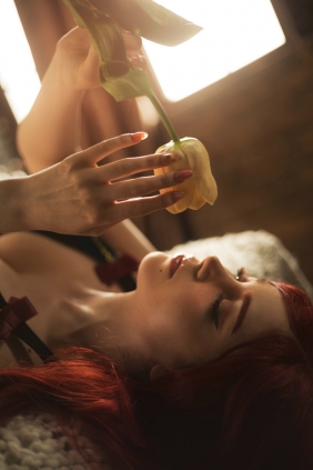 国外美女SayaTheFox - Triss Merigold [24P-166MB]