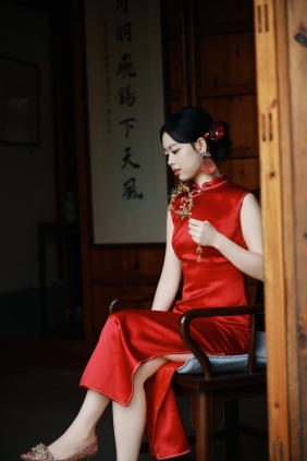 [YITUYU]艺图语 2025.11.07 中式旗袍 [42P-470MB]