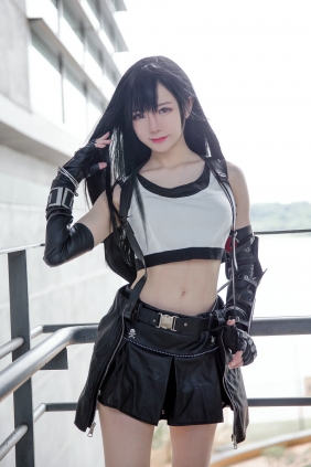 Sally Dorasnow - Tifa [20P-203MB]