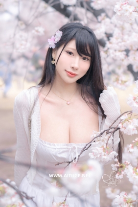 Hane Ame 雨波写真 - 雨樱下的约定 [62P4V-927MB]