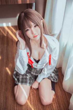 Sally Dorasnow - Sayu [61P-227MB]
