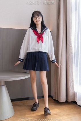 BoBoSocks袜啵啵 积分限定作品005 稚予-JK制服、皮鞋、油亮肉丝、踩蛋糕 [133...
