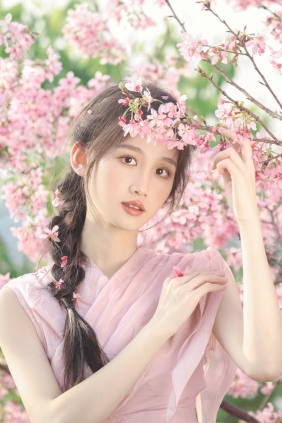 [YITUYU]艺图语 2026.01.15 樱花树下 站谁都美 i的三次方 [9P-101MB]