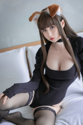 西园寺南歌写真 - 折耳犬黑色连体衣 [30P-125MB]