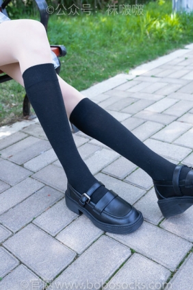 BoBoSocks袜啵啵 No.007 稚予-JK制服、皮鞋、黑色中筒棉袜、肉丝 [143P1V-3.48GB]
