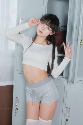 [YITUYU]艺图语 2026.03.31 运动服女老师 呱呱大帝 [27P-754MB]