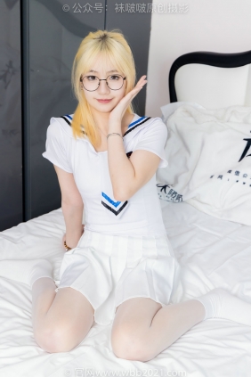 BoBoSocks袜啵啵 No.495 小甜豆 高跟长靴、白棉袜、薄白丝 [150P1V-5.92GB]
