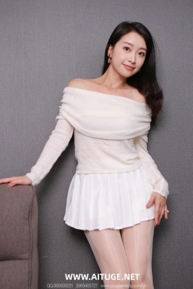 IESS异思趣向 - 模特：小婕《白丝透粉（下）》[93P-115MB]