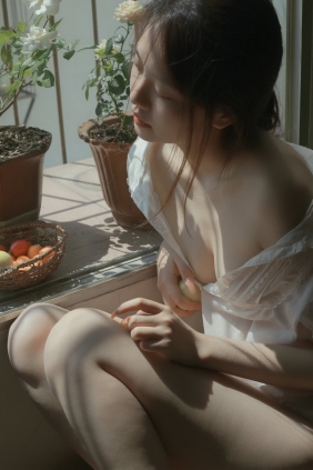[YITUYU]艺图语 2025.12.12 喜棠午后 [32P-225MB]