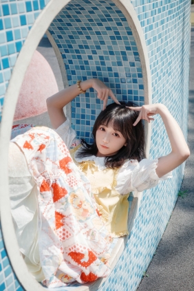 [YITUYU]艺图语 2025.12.20 夏日citywalk 麻瓜社畜小圆 [38P-346MB]
