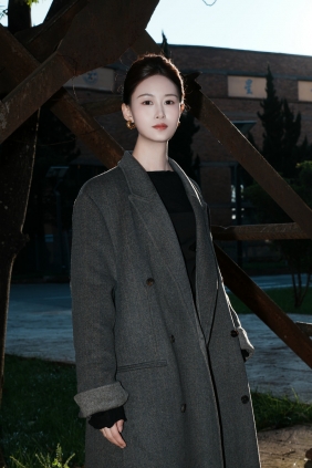 [YITUYU]艺图语 2025.12.28 随拍 Lili [29P-713MB]