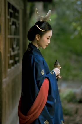 [YITUYU]艺图语 2025.09.23 山中闲居 大王山大王 [40P-528MB]