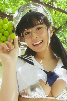 東雲うみ - フルーツとメガネ [102P133MB]