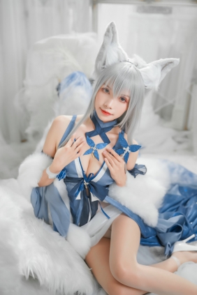 Neko-薇薇 - 信浓礼服 [30P-74MB]