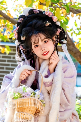 [YITUYU]艺图语 2025.11.26 明水湖畔 [38P-496MB]