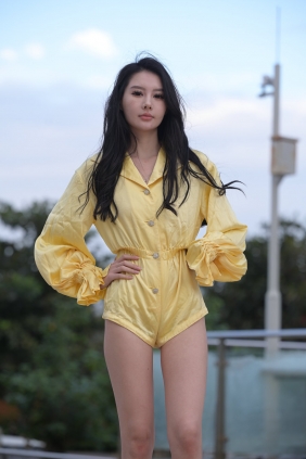 精选街拍视频 No.6232 不吃鸡蛋街拍作品 - 我不是你的“皇后” [499P2V-23.3GB]