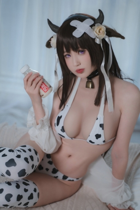 西园寺南歌写真 - 牛牛奶牛 [30P-127MB]