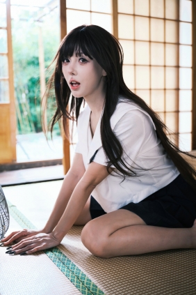 [YITUYU]艺图语 2025.10.31 和屋里的JK少女 夏树友人帐 [27P-1.42GB]