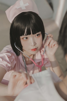 可爱妹子Fushii_海堂 - 护士 [40P-245MB]