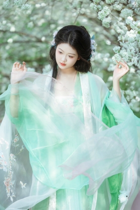 [YITUYU]艺图语 2025.11.17 春姑娘 若韵 [11P-89MB]