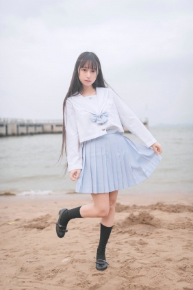 萌妹子伽马羽落子 - 一起去海边 [51P-74MB]
