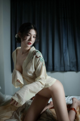 一米八的大梨子 - 汉服 [13P-92MB]