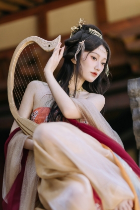 [YITUYU]艺图语 2025.05.11 又遇敦煌 冬初六 [18P-386MB]